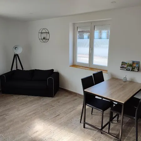 Hébergement de vacances Charmante Petite Maison Cosy Style Industriel Longuenesse